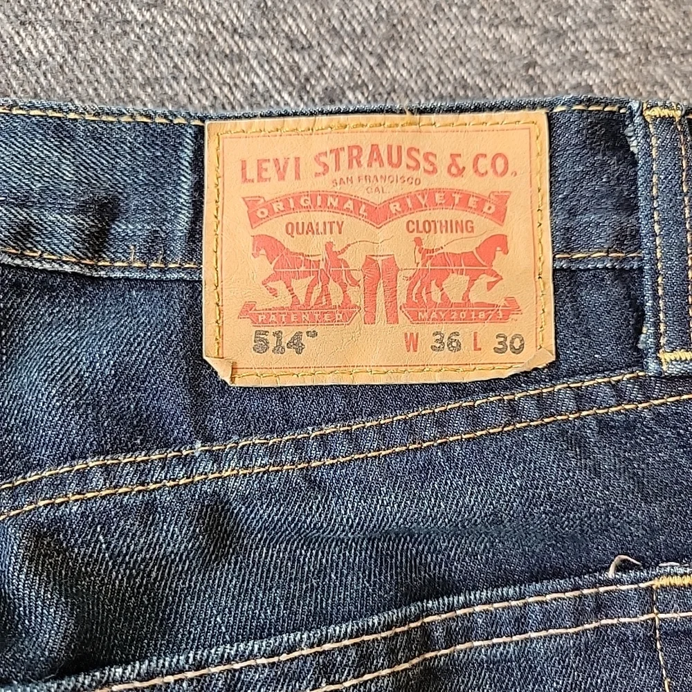 Levis 514 Jeans Men's 36x30 Blue Dark Wash Denim Mid Rise Straight Fit Pants‎